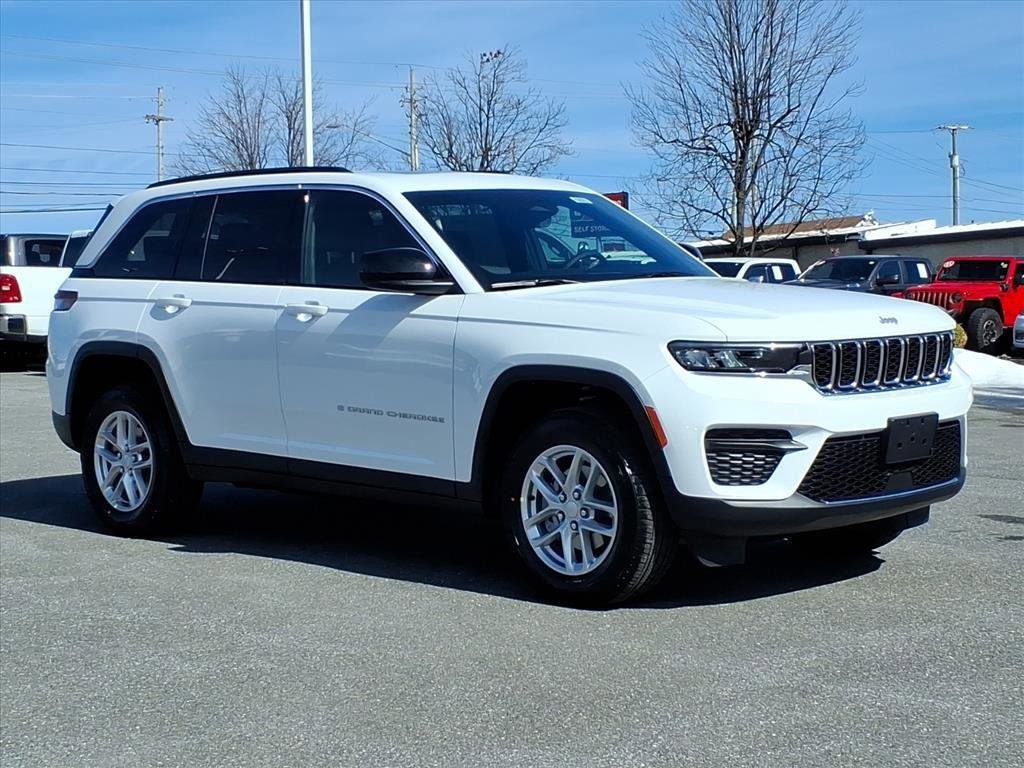 New 2026 Jeep Grand Cherokee Laredo X image 2