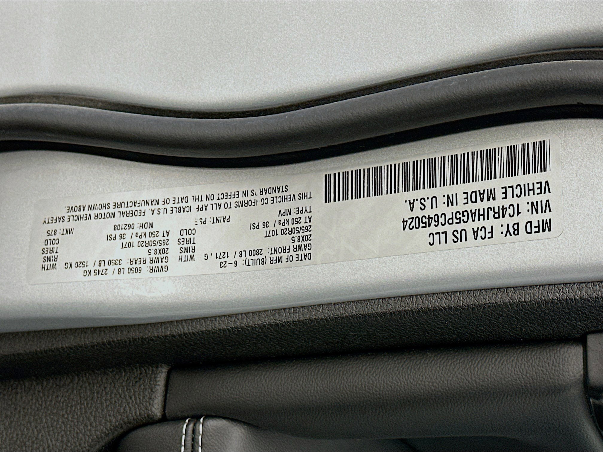 Used 2023 Jeep Grand Cherokee Altitude image 12