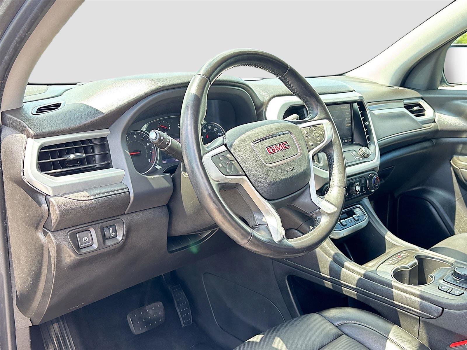 Used 2021 GMC Acadia SLT FWD image 9