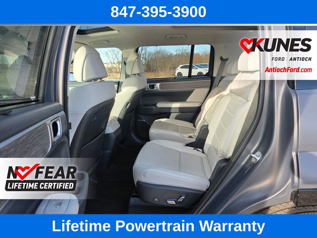 Used 2025 Hyundai Santa Fe Calligraphy image 23