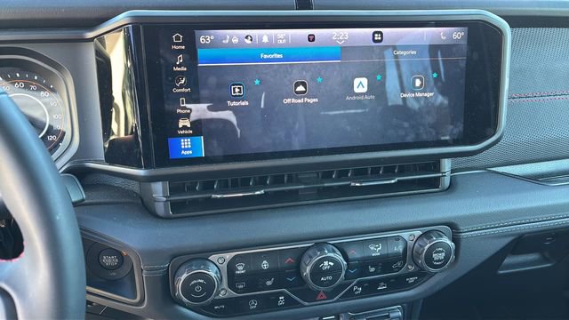 Used 2024 Jeep Wrangler Rubicon w/ XTREMEE 35" Tire Package image 23