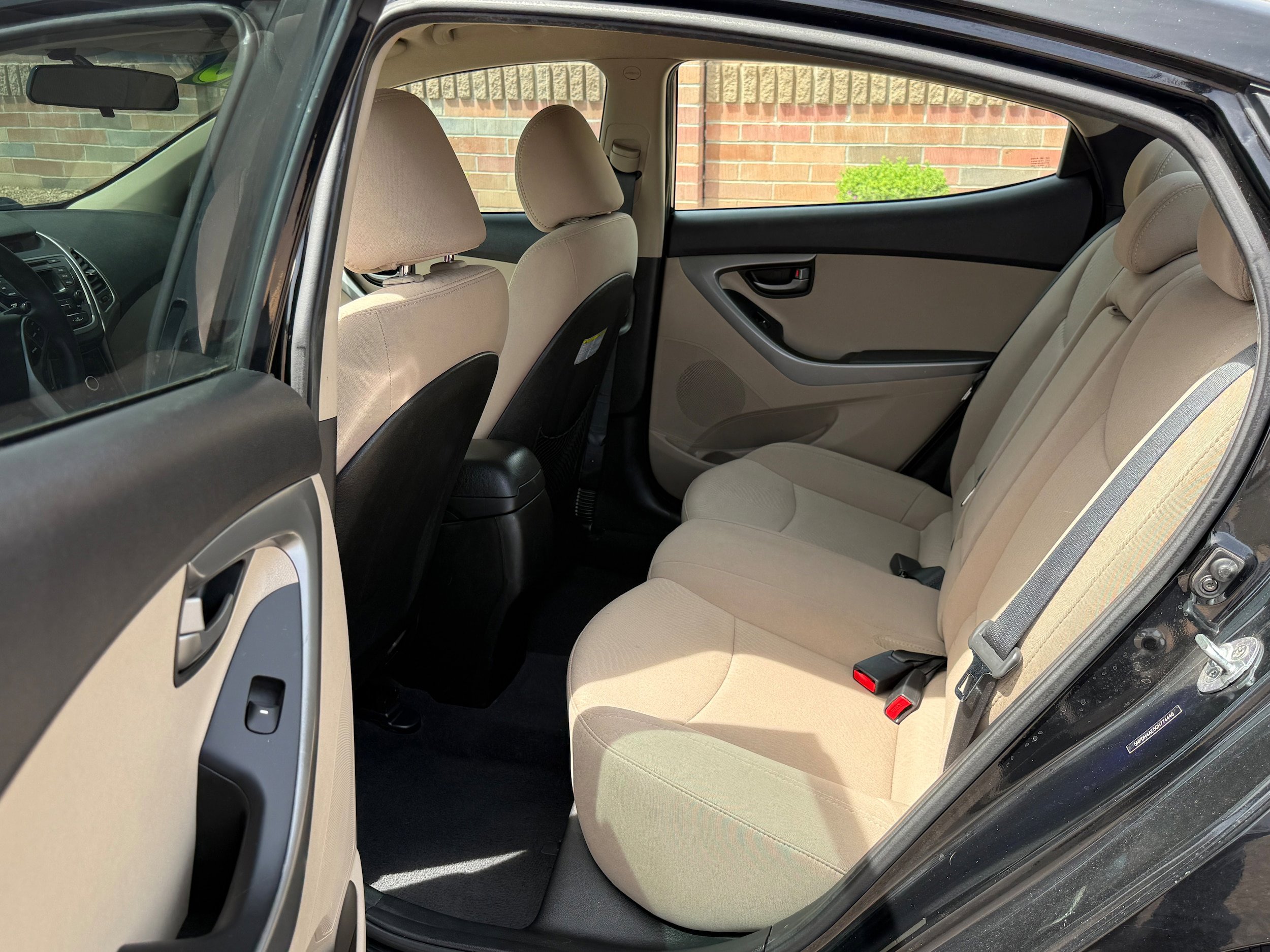 Used 2016 Hyundai Elantra SE FWD image 7
