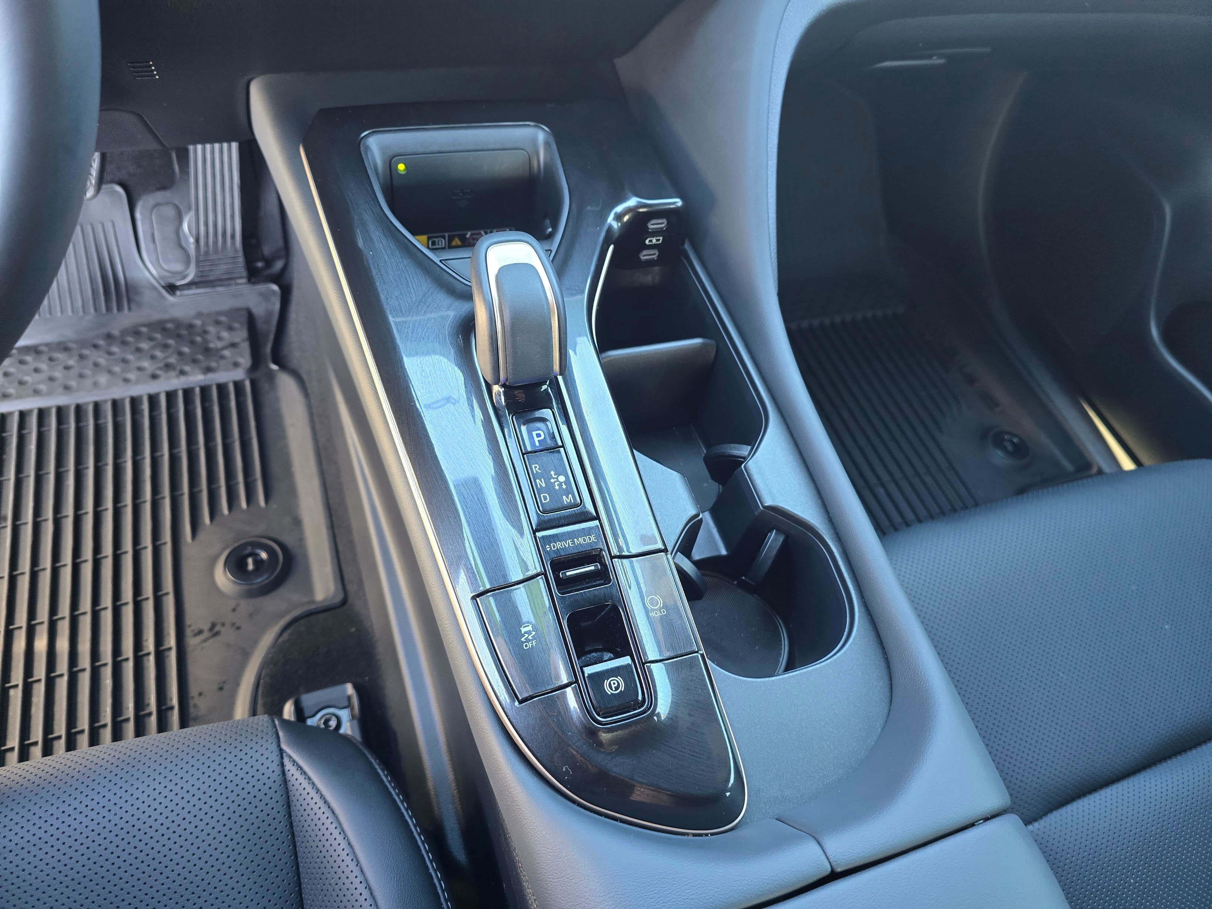 Used 2026 Toyota Crown Platinum image 31