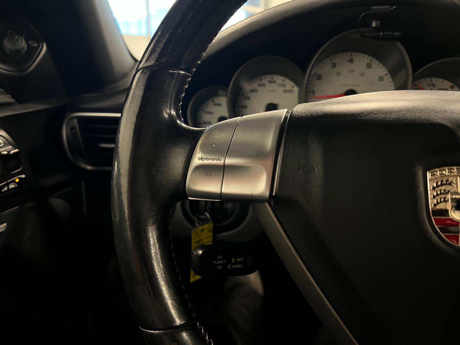 Used 2006 Porsche 911 Carrera 4S image 13