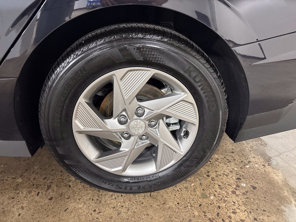 New 2026 Hyundai Sonata SE FWD image 9