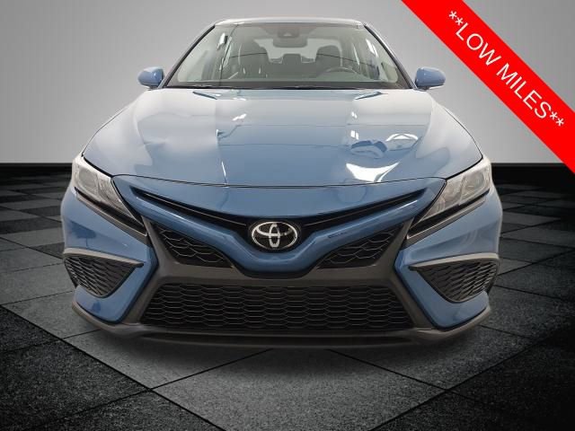 Certified 2023 Toyota Camry SE w/ Convenience Package image 2