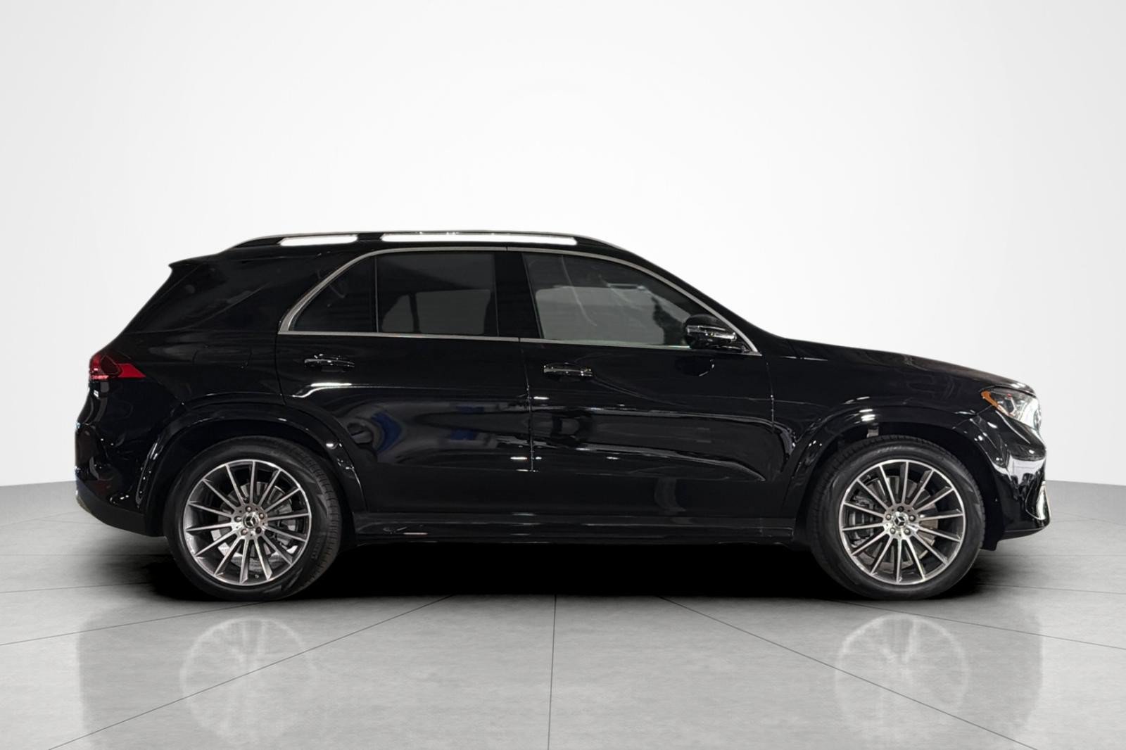 New 2027 Mercedes-Benz GLE 450 4MATIC image 6
