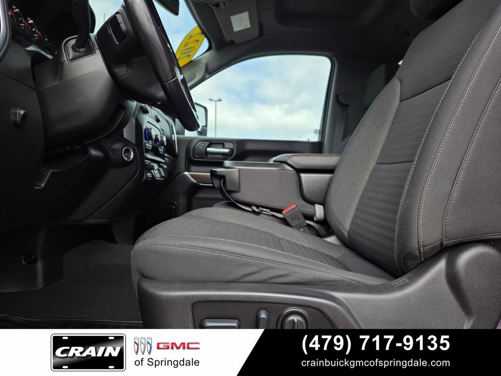 Used 2022 Chevrolet Silverado 2500 LT w/ Convenience Package AWD/4WD image 10