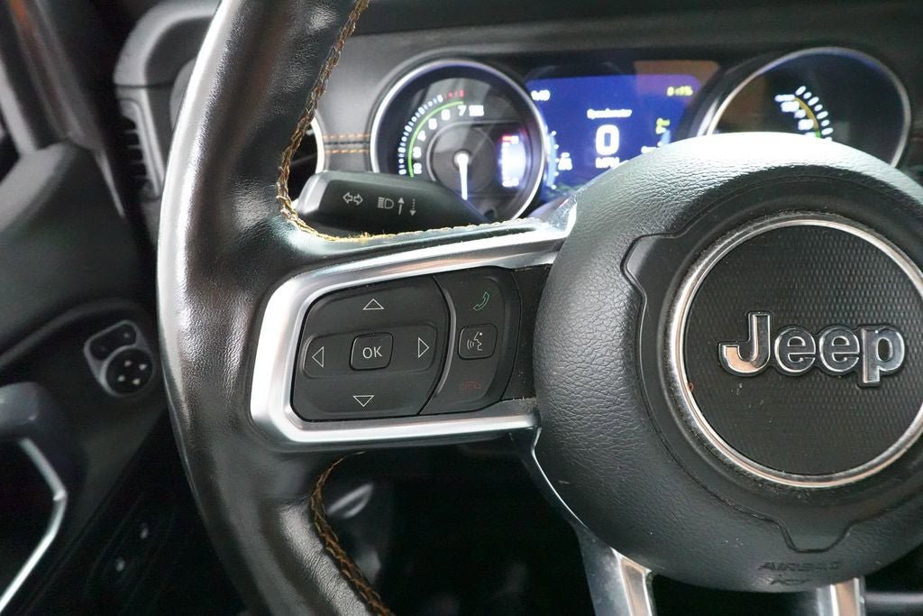 Used 2021 Jeep Wrangler Unlimited Sahara AWD/4WD image 13
