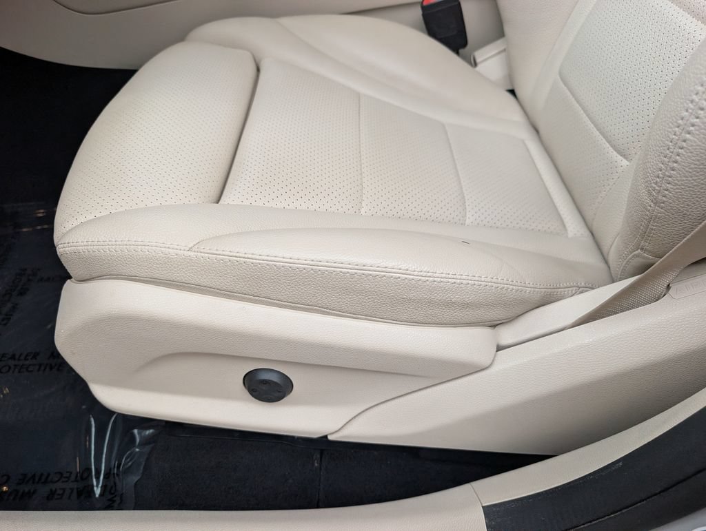 Certified 2020 Mercedes-Benz GLC 300 image 25