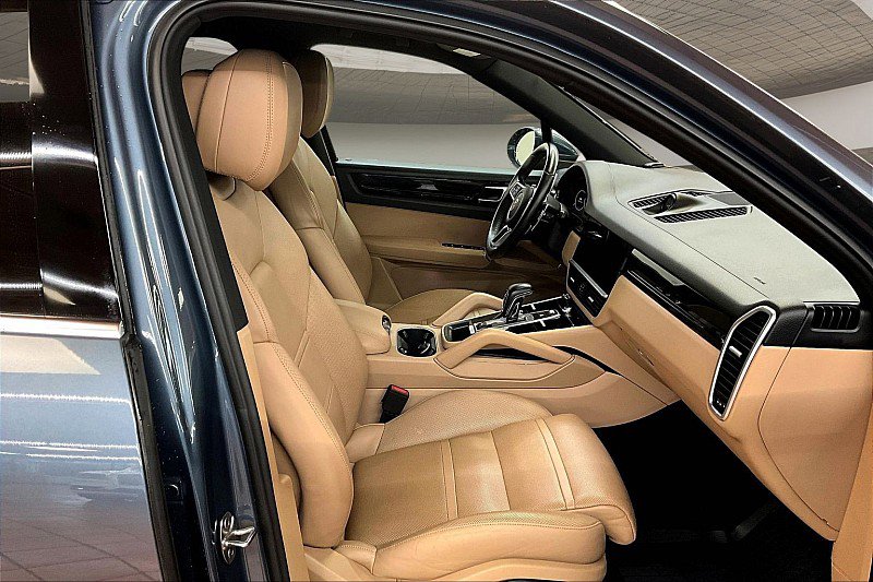 Used 2019 Porsche Cayenne AWD/4WD image 7