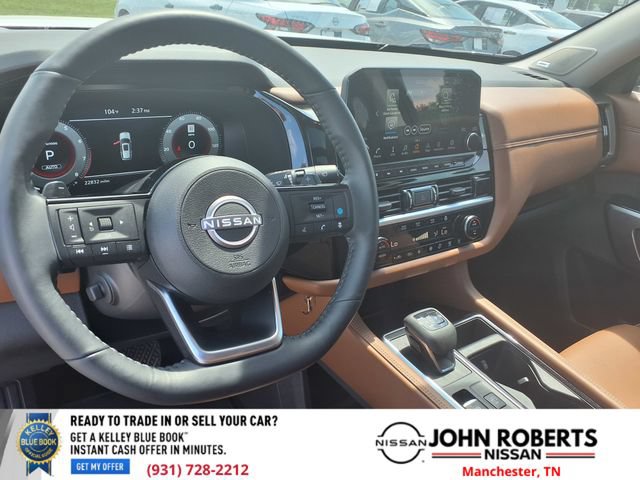 Used 2024 Nissan Pathfinder Platinum w/ Cargo Package AWD/4WD image 4