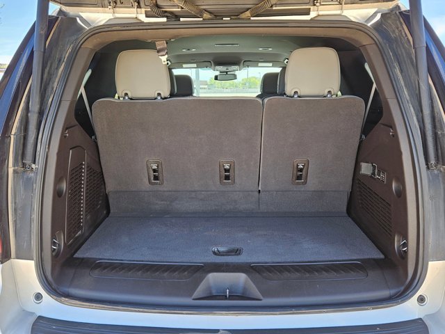 Used 2023 Chevrolet Tahoe LT w/ Luxury Package image 6