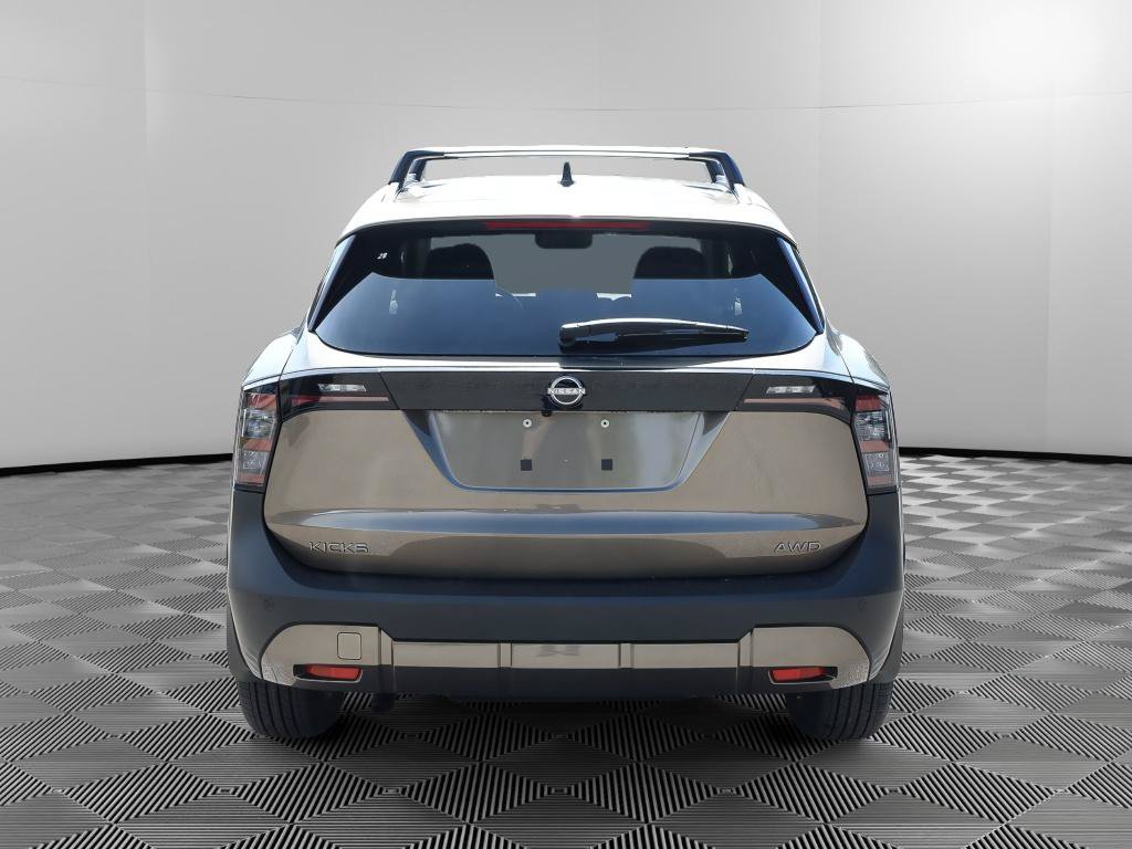 New 2026 Nissan Kicks SV w/ Interior Electronics Package AWD/4WD image 5