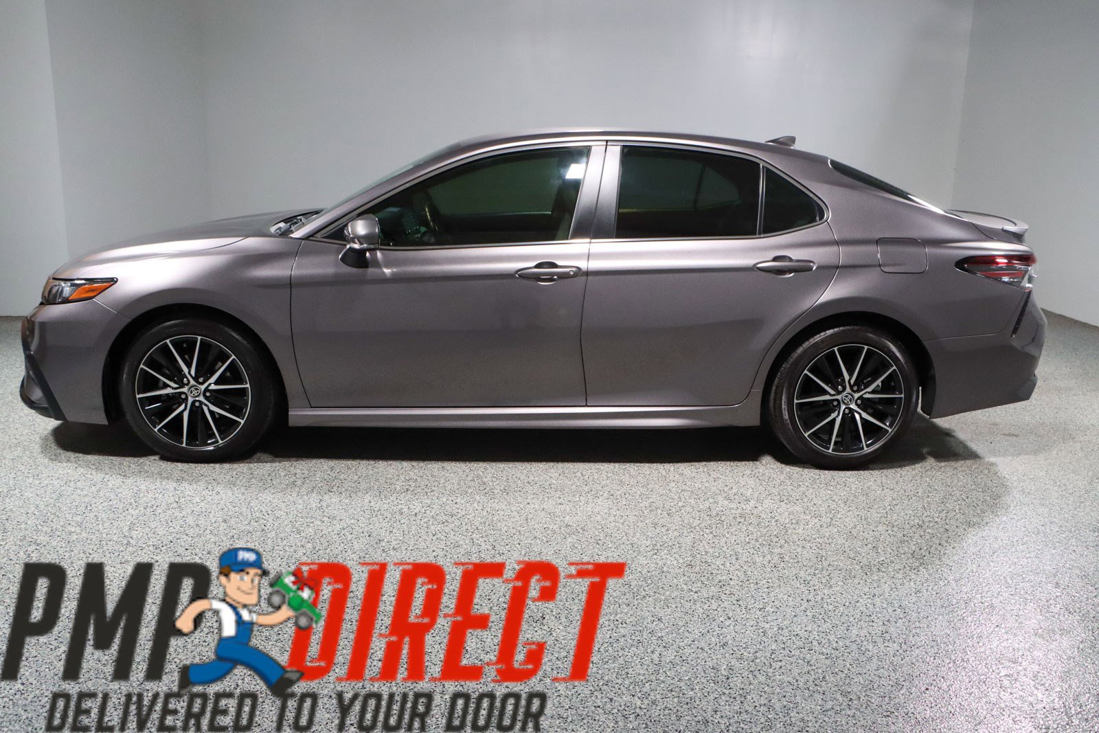 Used 2023 Toyota Camry SE FWD image 10