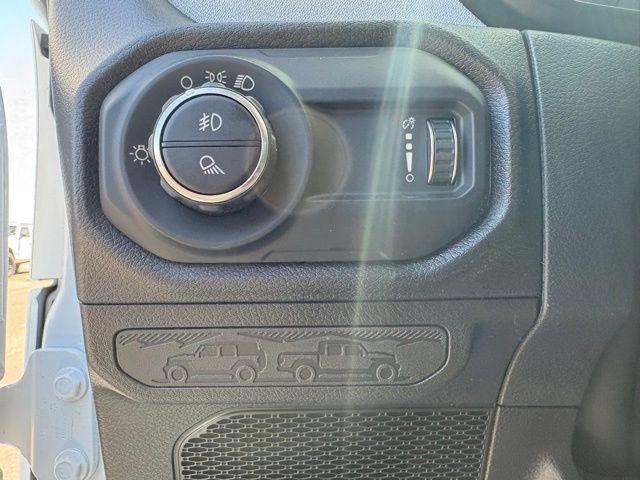 New 2026 Jeep Gladiator Sport AWD/4WD image 16
