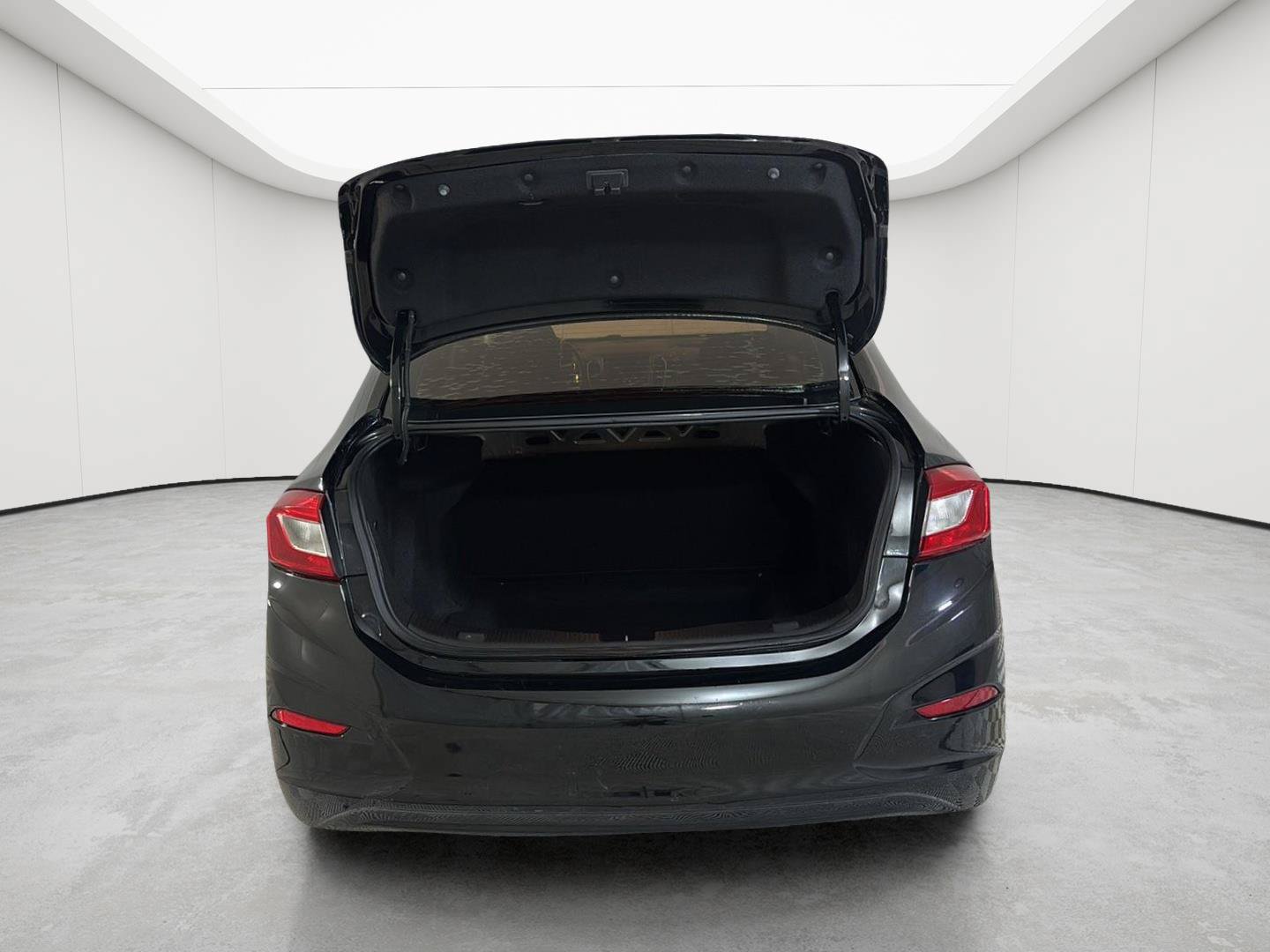 Used 2019 Chevrolet Cruze LS w/ LS Convenience Package FWD image 8