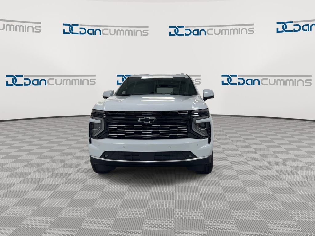 New 2026 Chevrolet Suburban High Country image 3