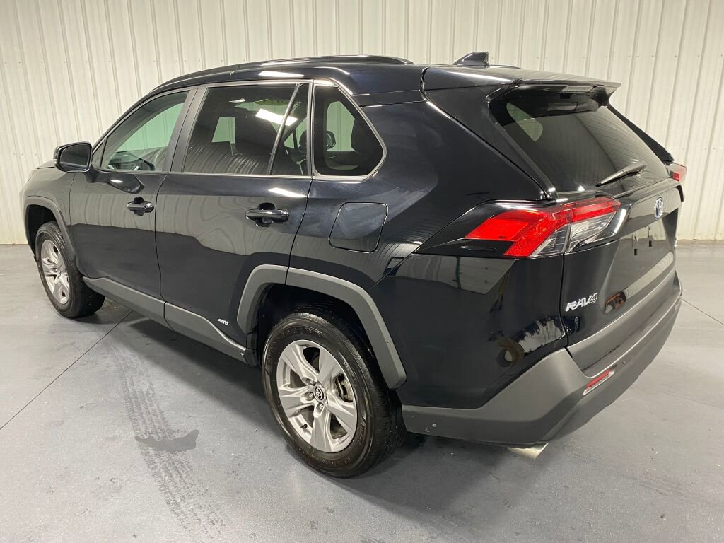 Used 2023 Toyota RAV4 XLE image 17
