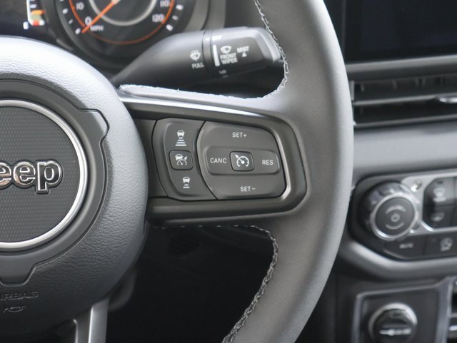 New 2025 Jeep Gladiator Mojave w/ Safety Group image 16