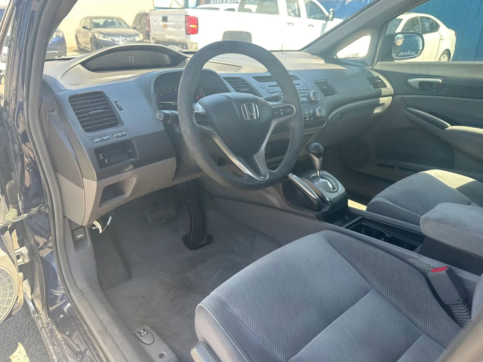 Used 2010 Honda Civic LX image 9