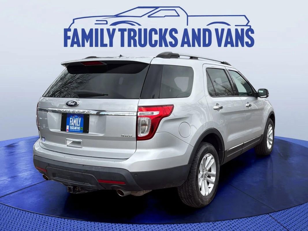Used 2013 Ford Explorer XLT image 5