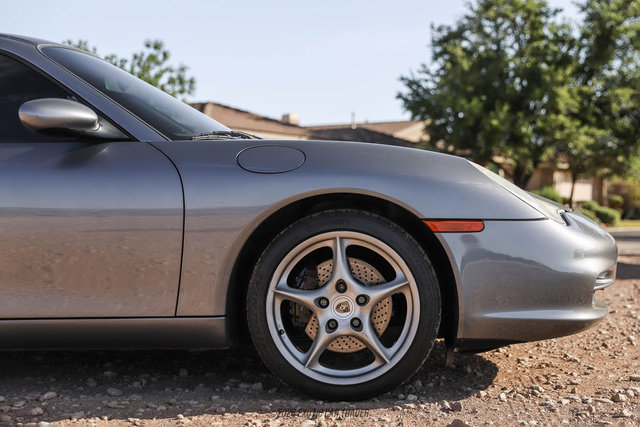 Used 2003 Porsche 911 Carrera RWD image 11