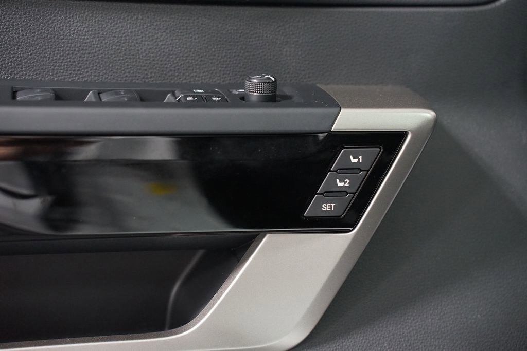 New 2026 Toyota Tundra Limited image 15