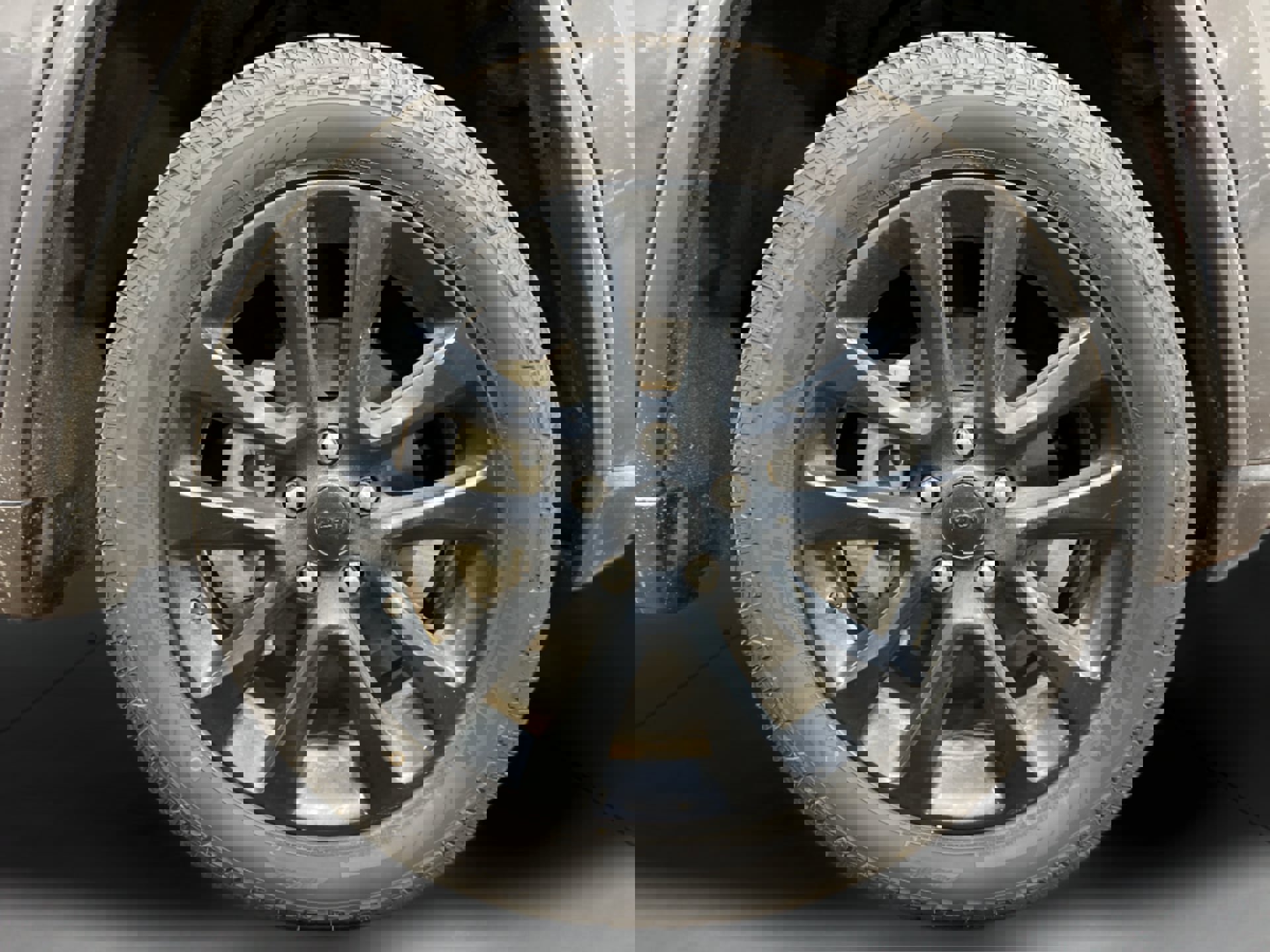 Used 2020 Jeep Grand Cherokee Altitude image 25