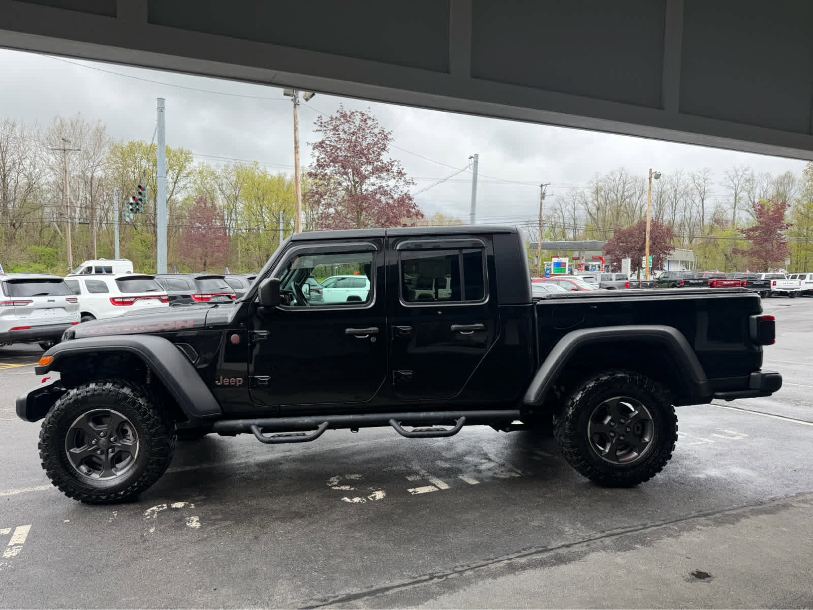 Used 2020 Jeep Gladiator Rubicon w/ LED Lighting Group AWD/4WD image 4