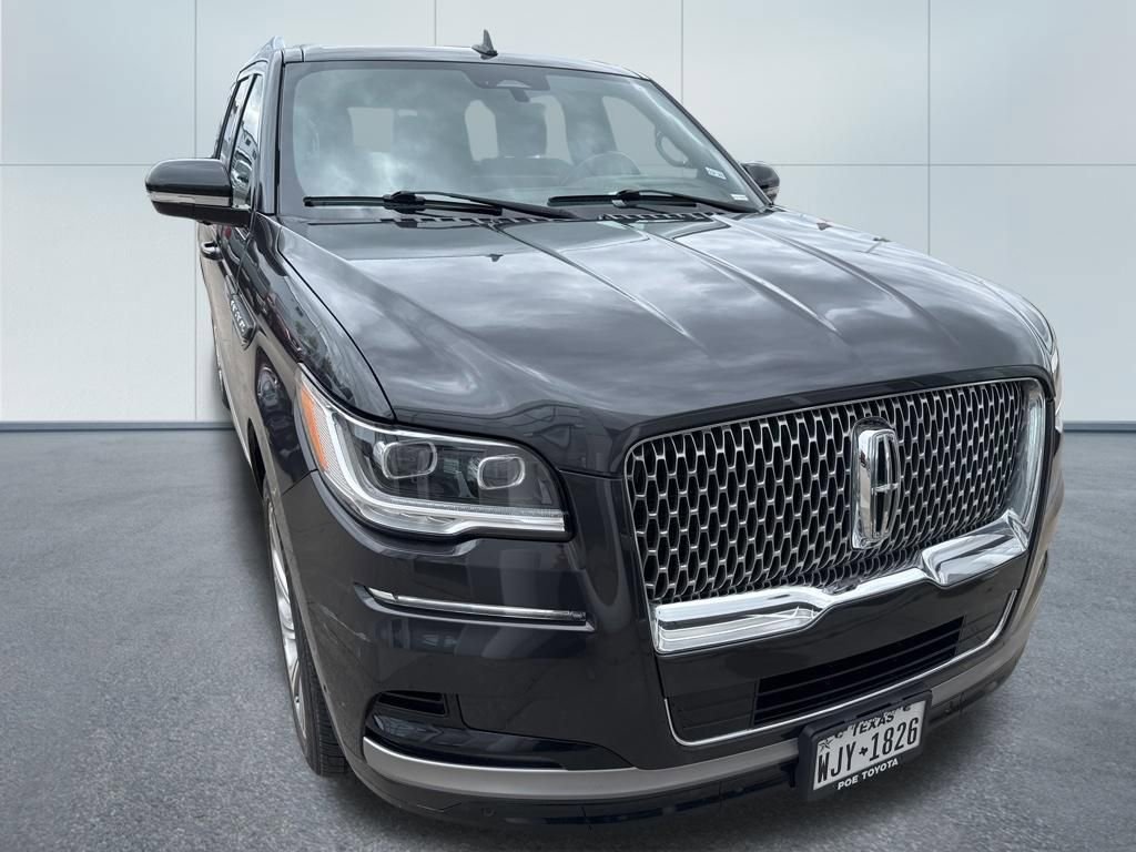 Used 2022 Lincoln Navigator Reserve AWD/4WD video 3