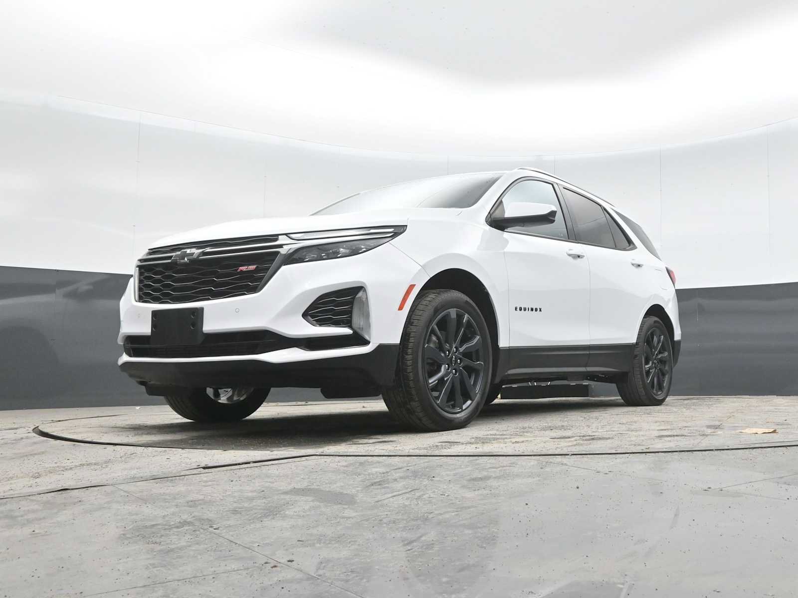 Used 2022 Chevrolet Equinox RS AWD/4WD image 40