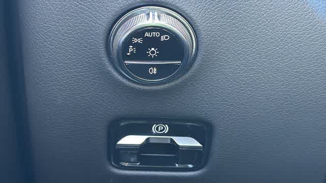 Used 2026 Mercedes-Benz GLC 300 4MATIC image 17