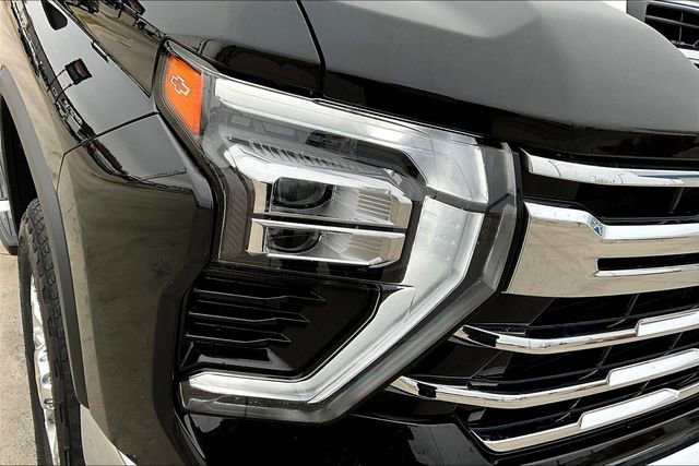 Used 2024 Chevrolet Silverado 2500 LTZ w/ LTZ Premium Package AWD/4WD image 32