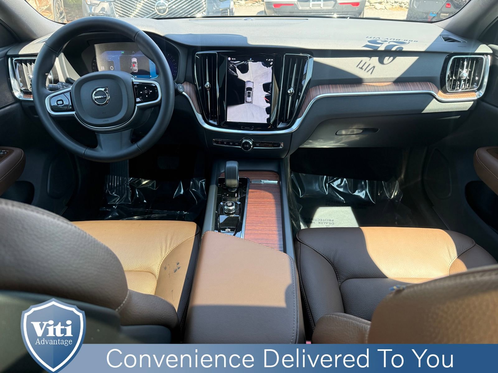 Used 2025 Volvo V60 B5 Cross Country Plus AWD/4WD image 2