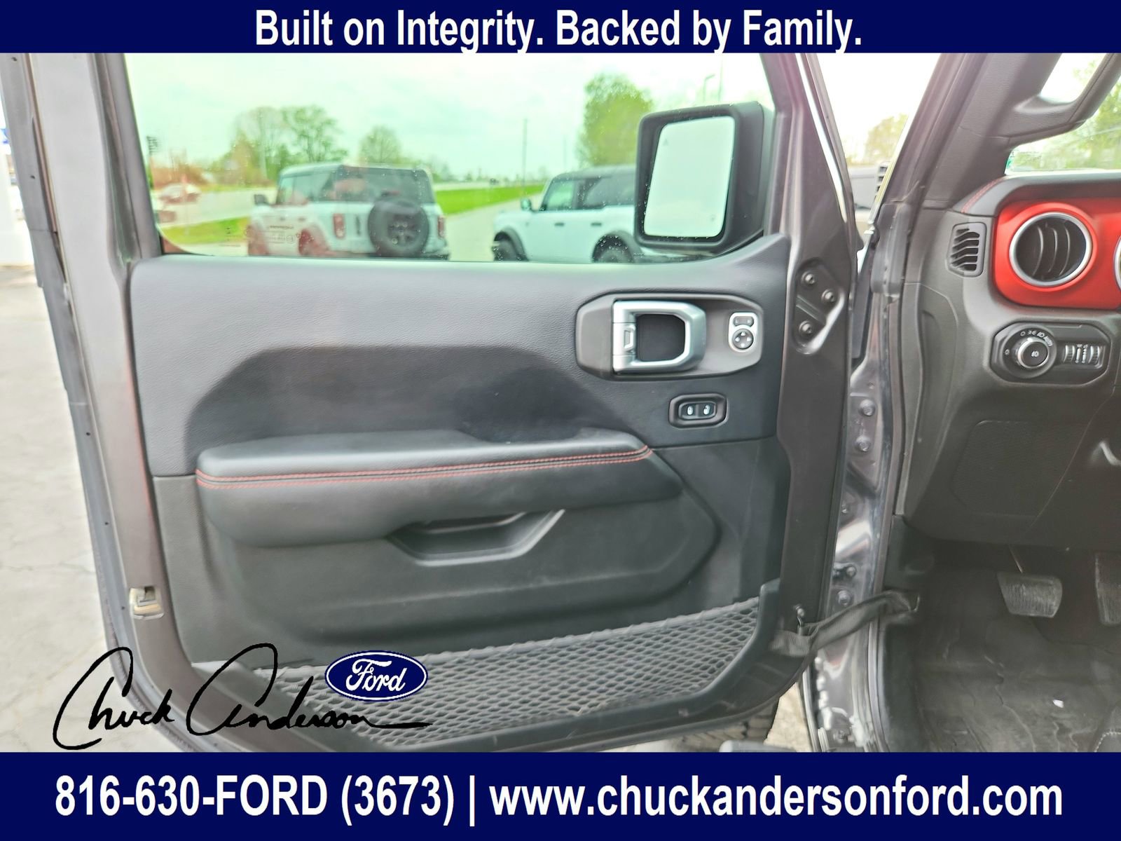 Used 2019 Jeep Wrangler Unlimited Rubicon AWD/4WD image 21