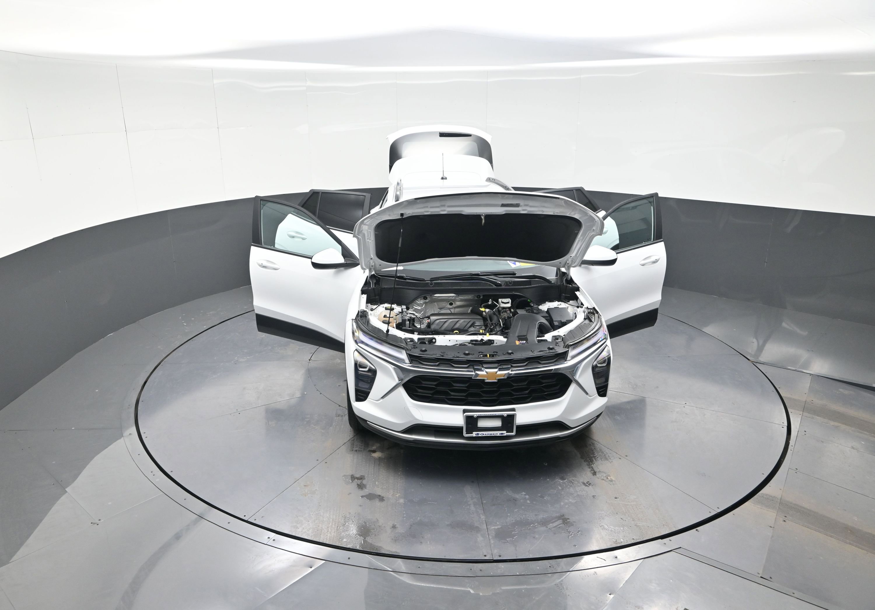 Used 2024 Chevrolet Trax LT w/ Driver Confidence Package image 12