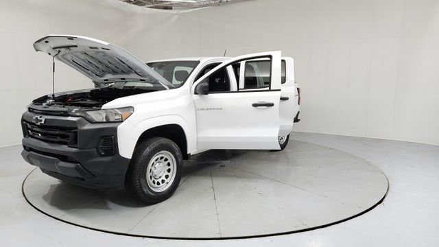 Certified 2023 Chevrolet Colorado W/T w/ WT Convenience Package image 9