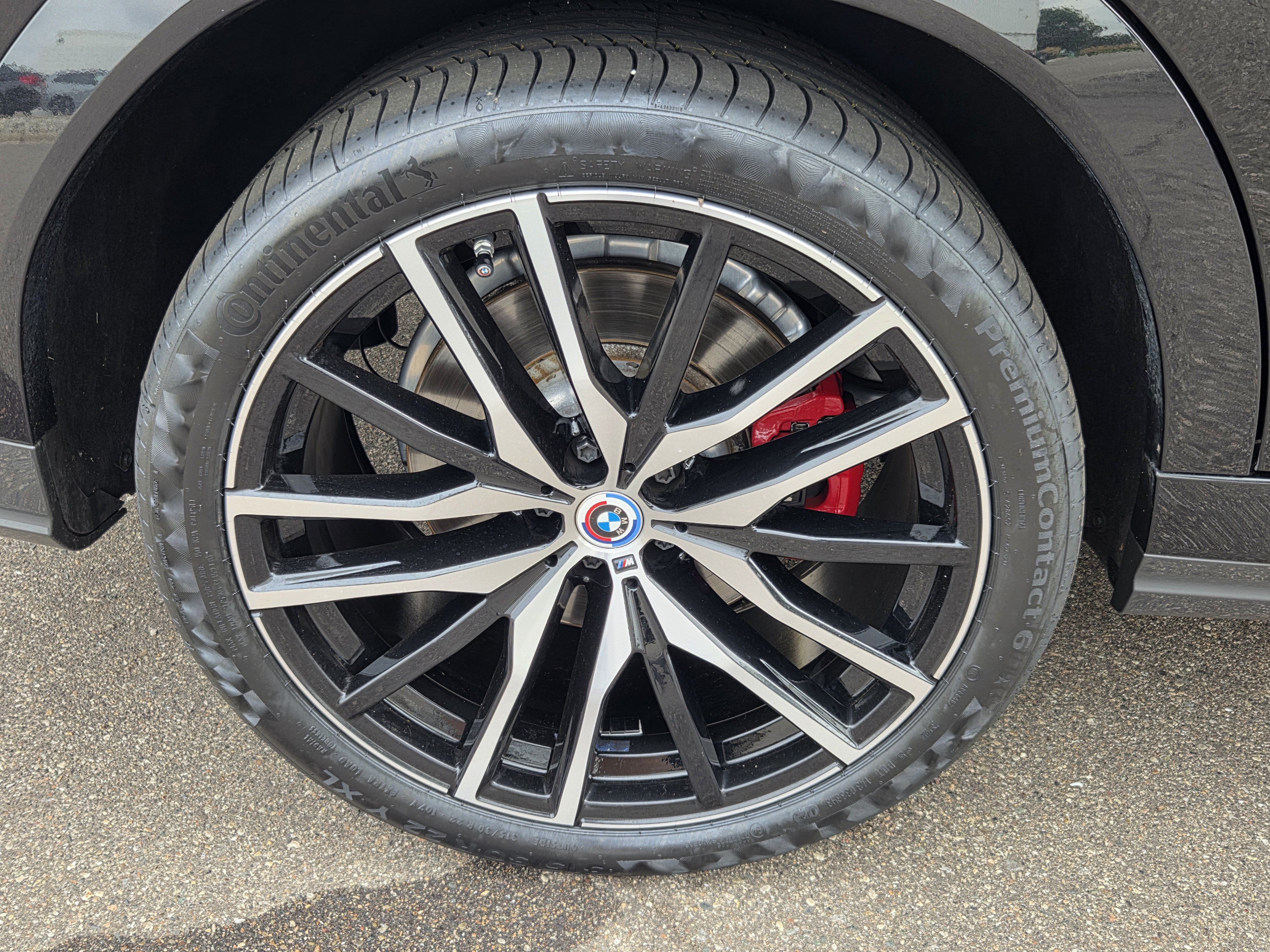Used 2023 BMW X6 M50i w/ Executive Package AWD/4WD image 38