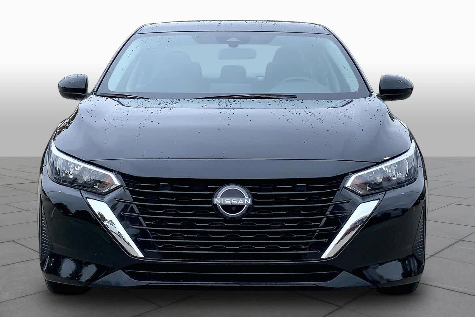 Used 2025 Nissan Sentra SV w/ All-Weather Package FWD image 4