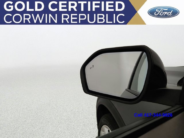 Used 2023 Ford Explorer Platinum w/ Technology Package AWD/4WD image 15