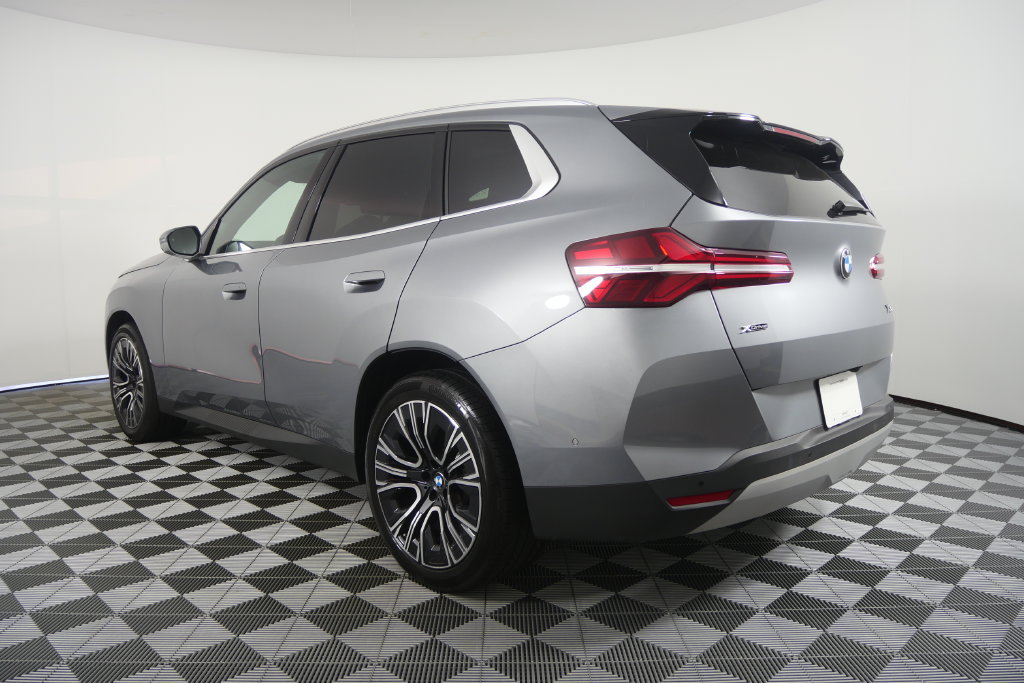 Used 2026 BMW X3 xDrive30i AWD/4WD image 6