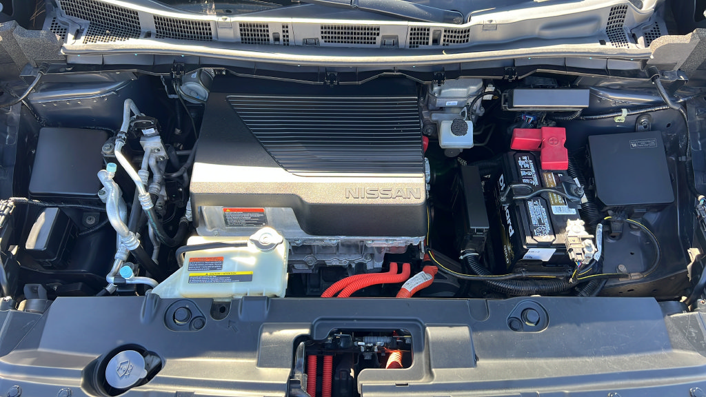 Used 2019 Nissan Leaf SV w/ SV Technology Package FWD image 24