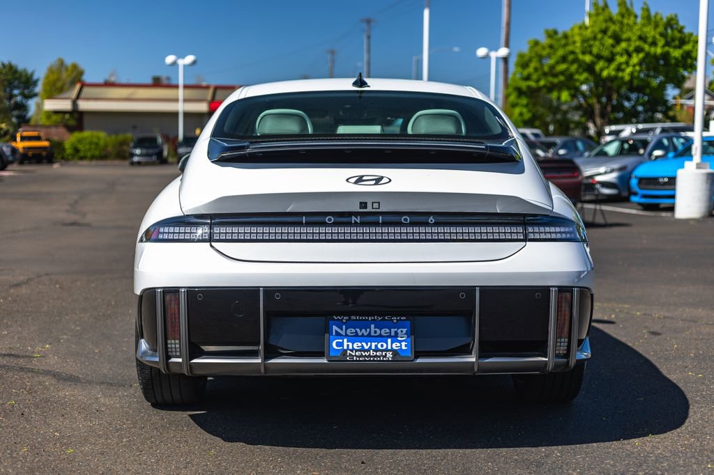 Used 2024 Hyundai Ioniq 6 SEL AWD/4WD image 4