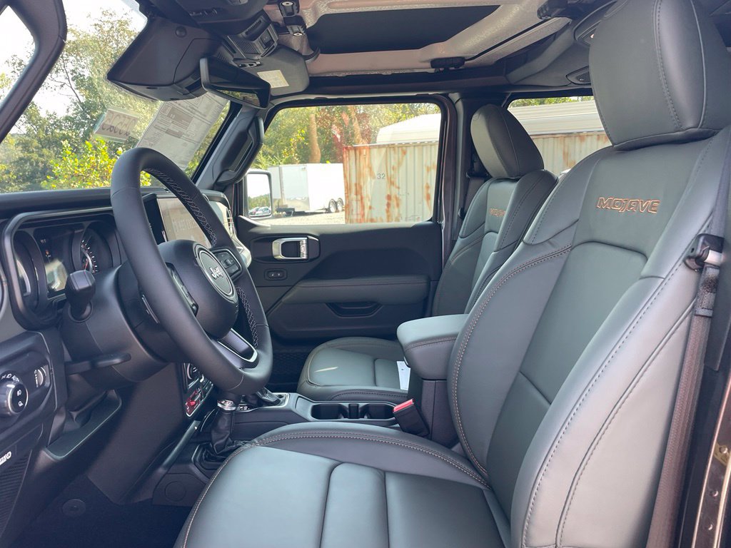 New 2027 Jeep Gladiator Mojave AWD/4WD image 2