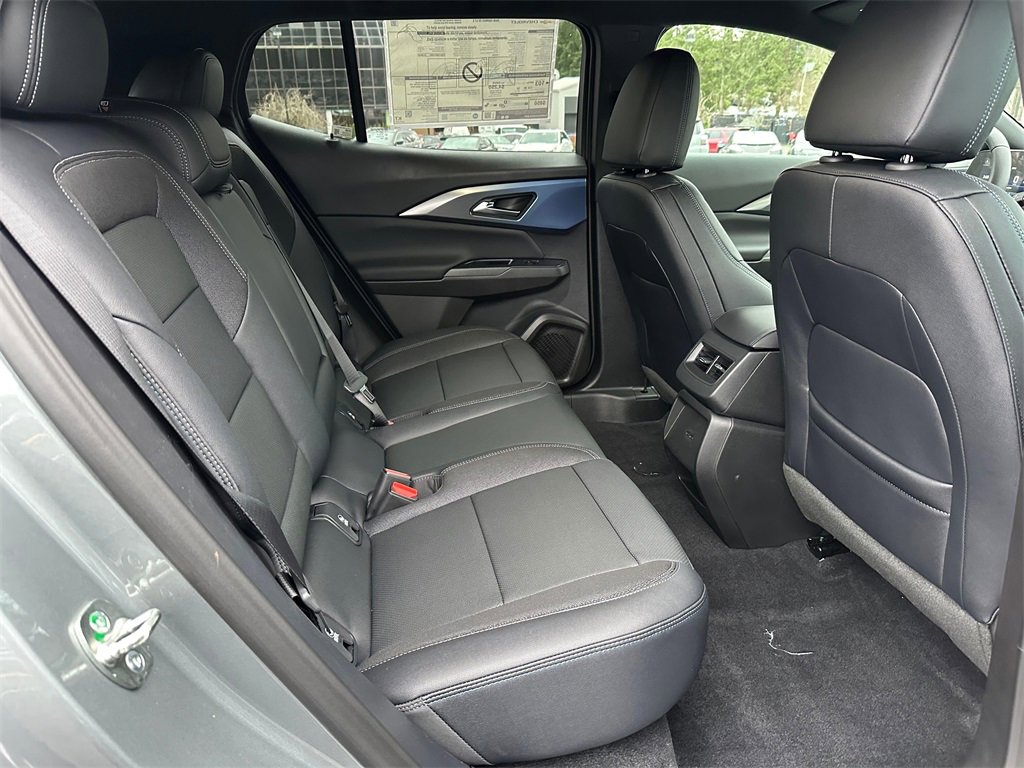 New 2026 Chevrolet Equinox EV LT image 12