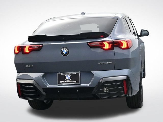 New 2026 BMW X2 xDrive28i w/ Technology Package AWD/4WD image 4