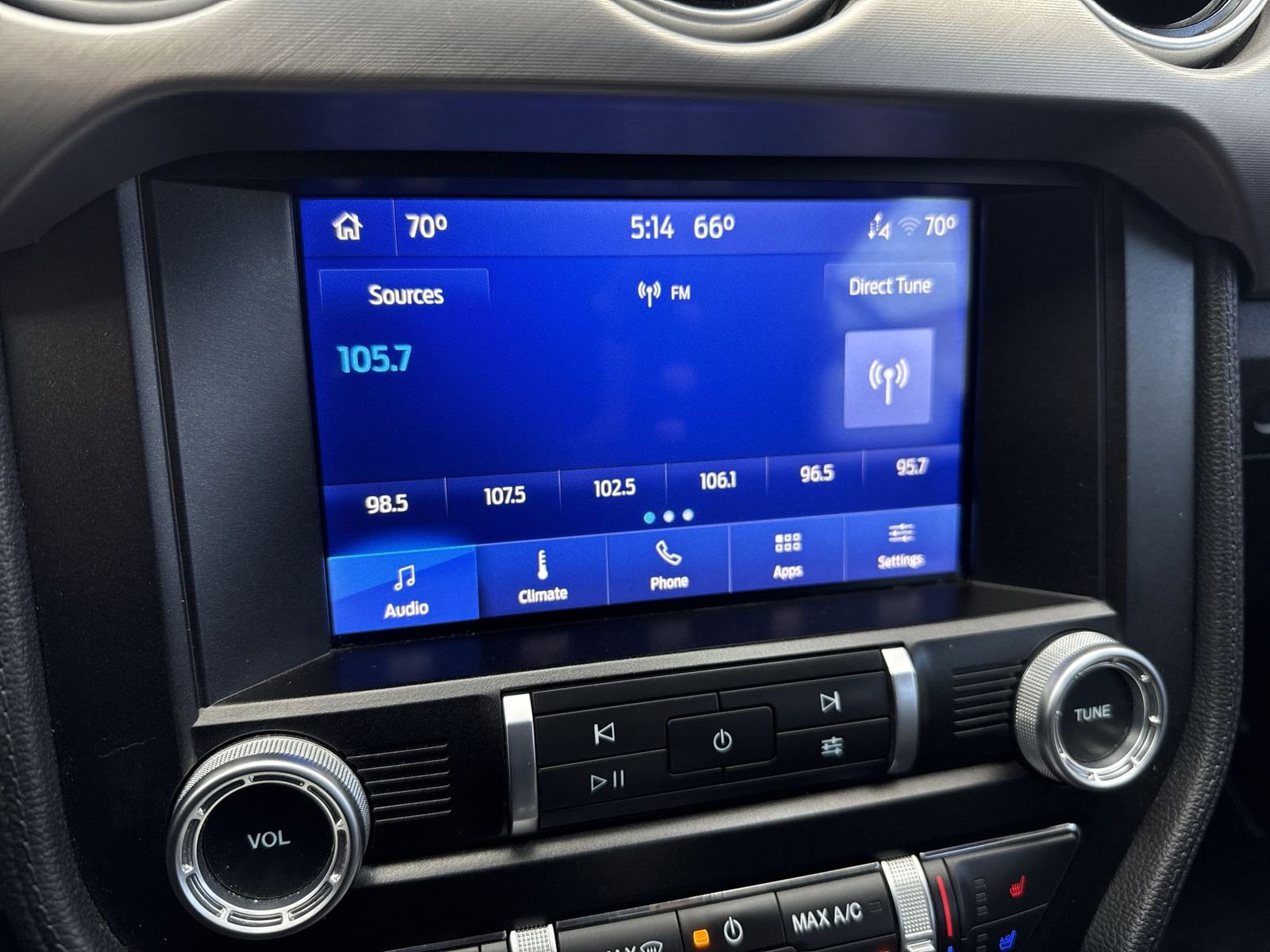 Used 2022 Ford Mustang Premium RWD image 18
