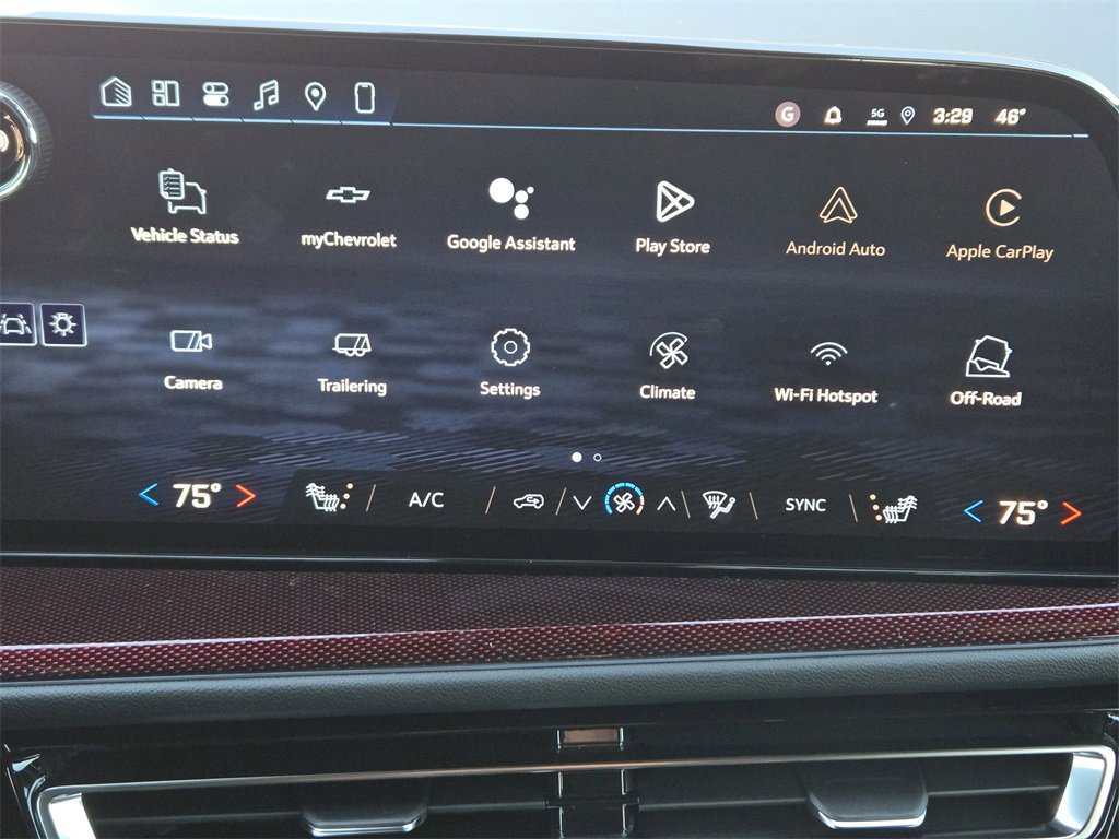 New 2026 Chevrolet Traverse Z71 w/ Driver Confidence Package image 8