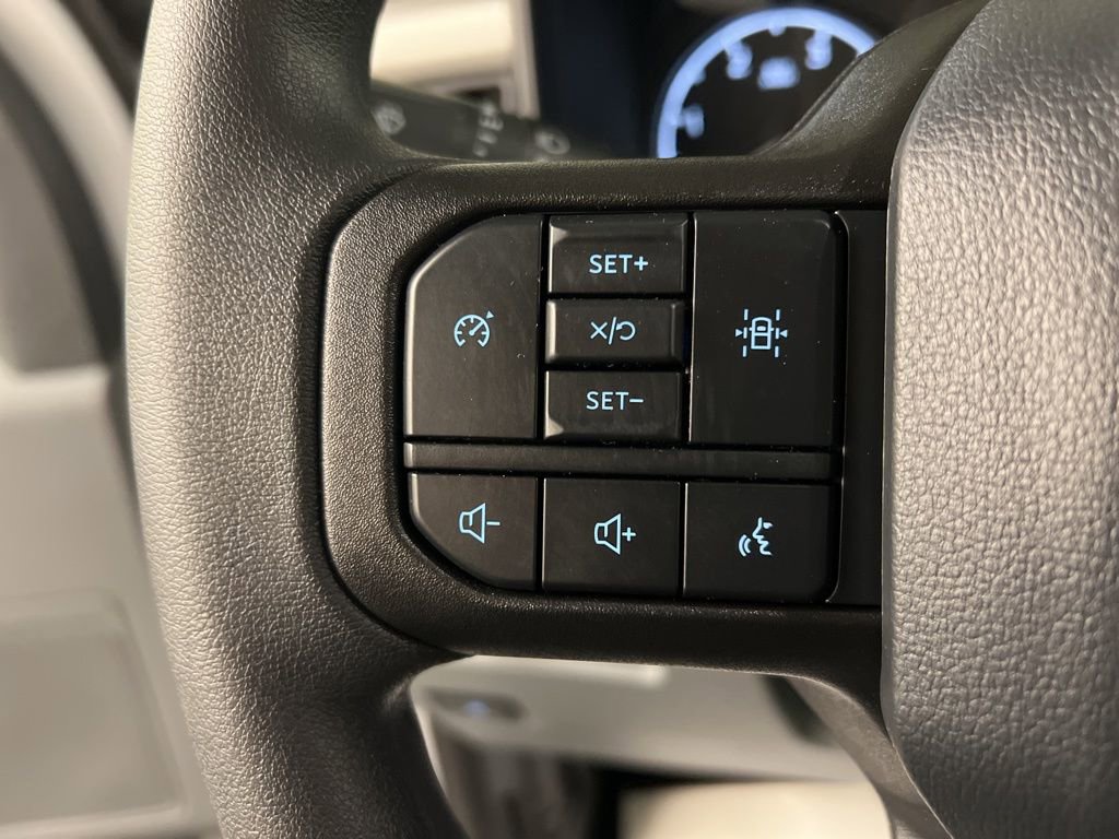 New 2025 Ford F550 4x4 Regular Cab Super Duty image 15